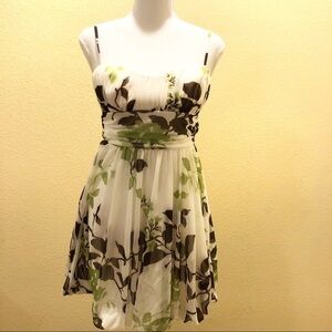 Speeckless floral medium size dress